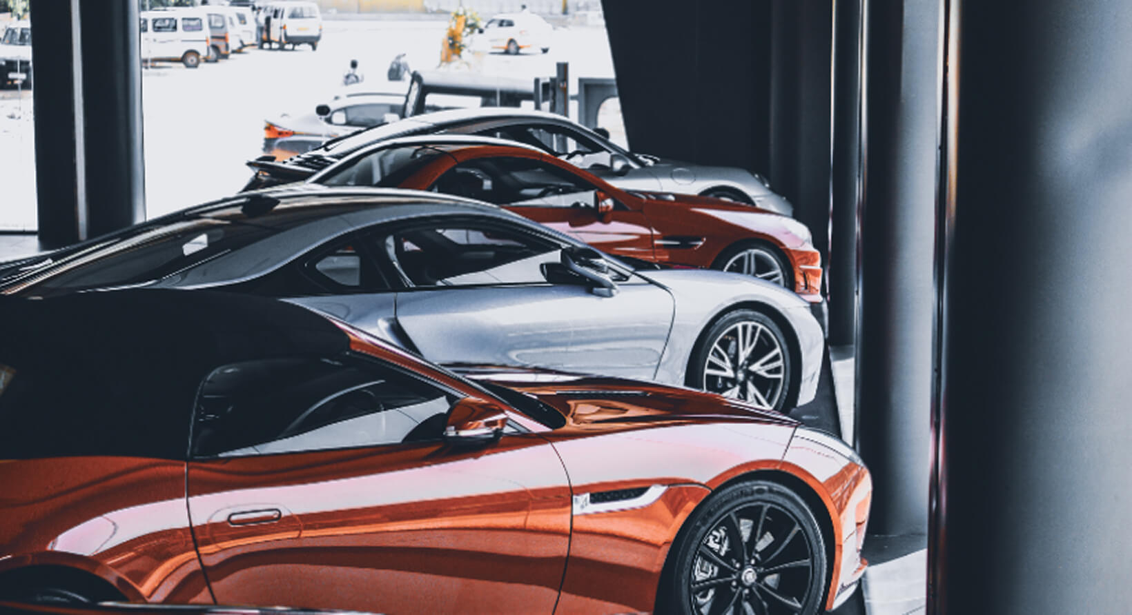 輸入車の購入や修理のご相談などお気軽にお問い合わせください。